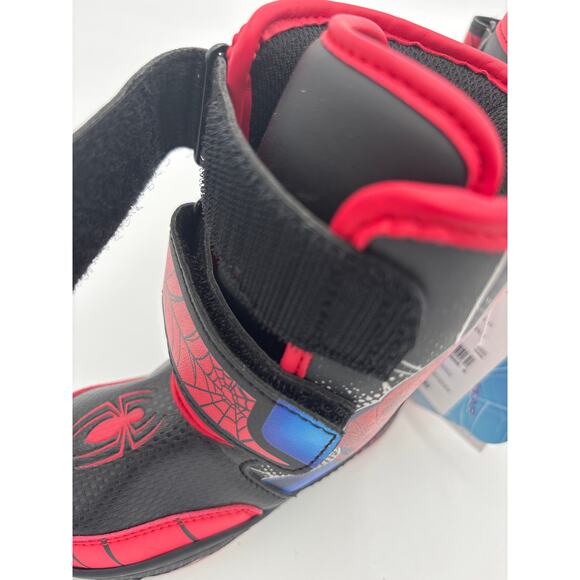 Spiderman Snow boots Toddler Size 7 Light Up Footwear NEW - Picture 5 of 9